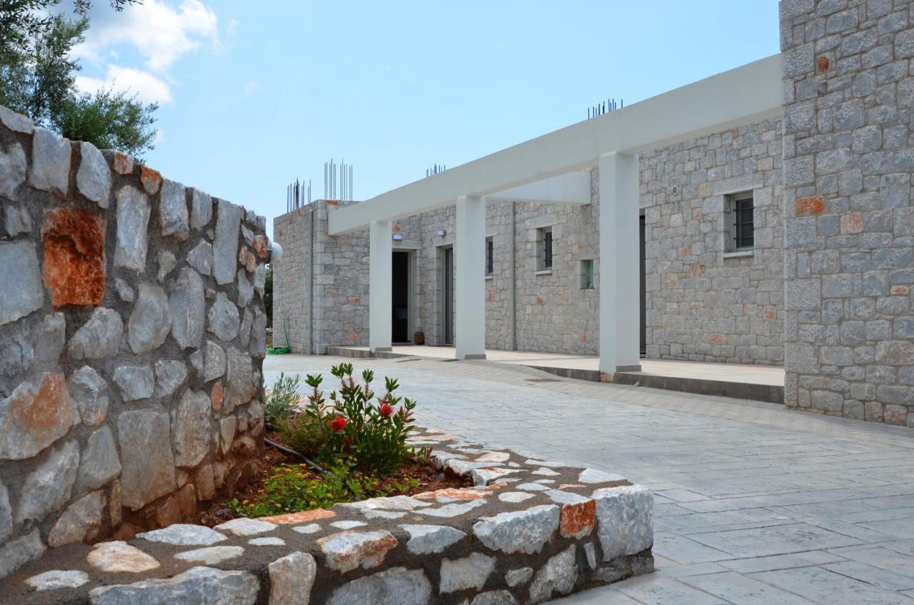 Verga'S Apartments Kalamata Ngoại thất bức ảnh