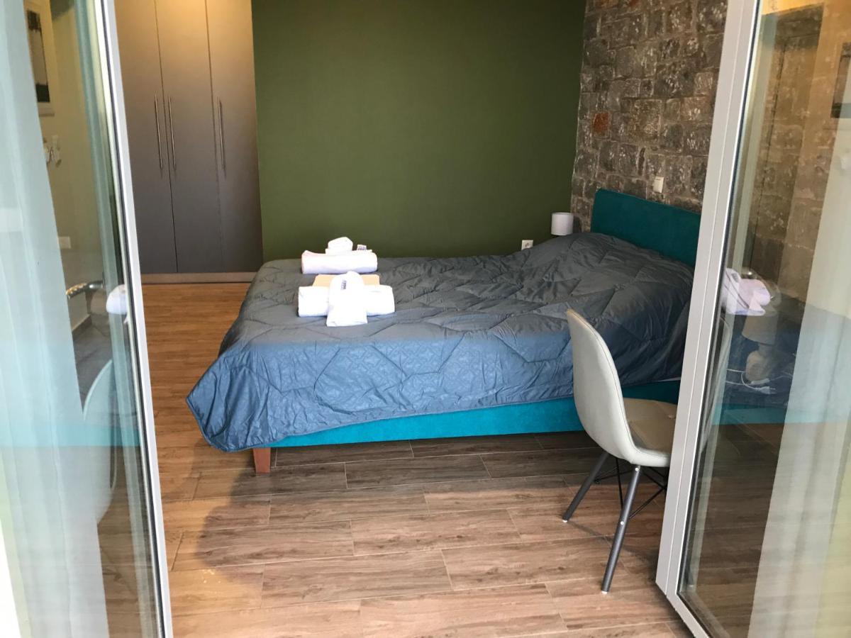Verga'S Apartments Kalamata Ngoại thất bức ảnh