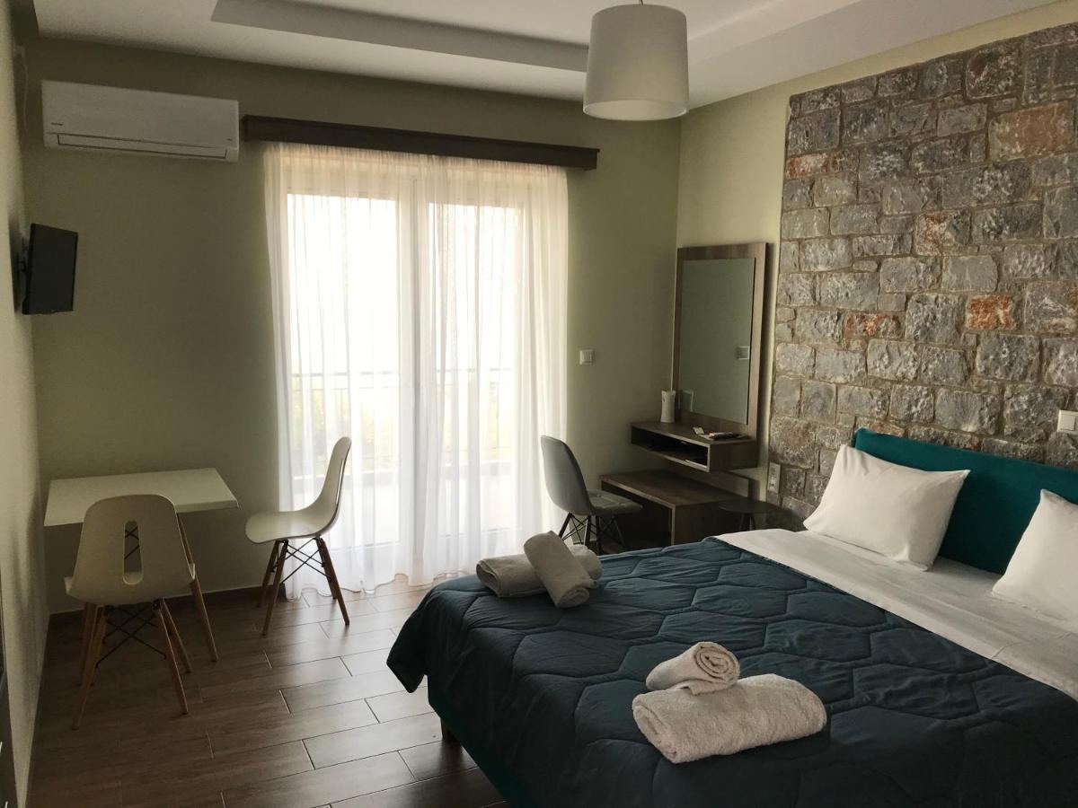 Verga'S Apartments Kalamata Ngoại thất bức ảnh