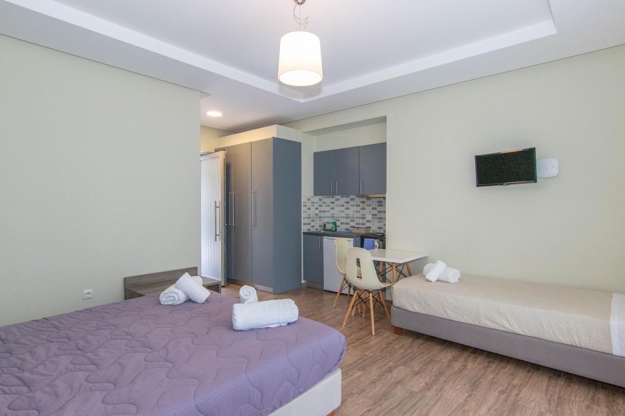 Verga'S Apartments Kalamata Ngoại thất bức ảnh