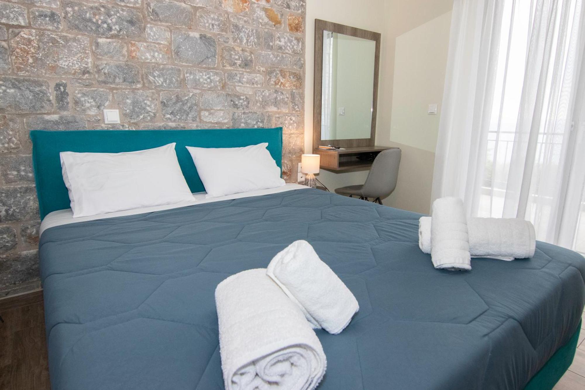 Verga'S Apartments Kalamata Ngoại thất bức ảnh