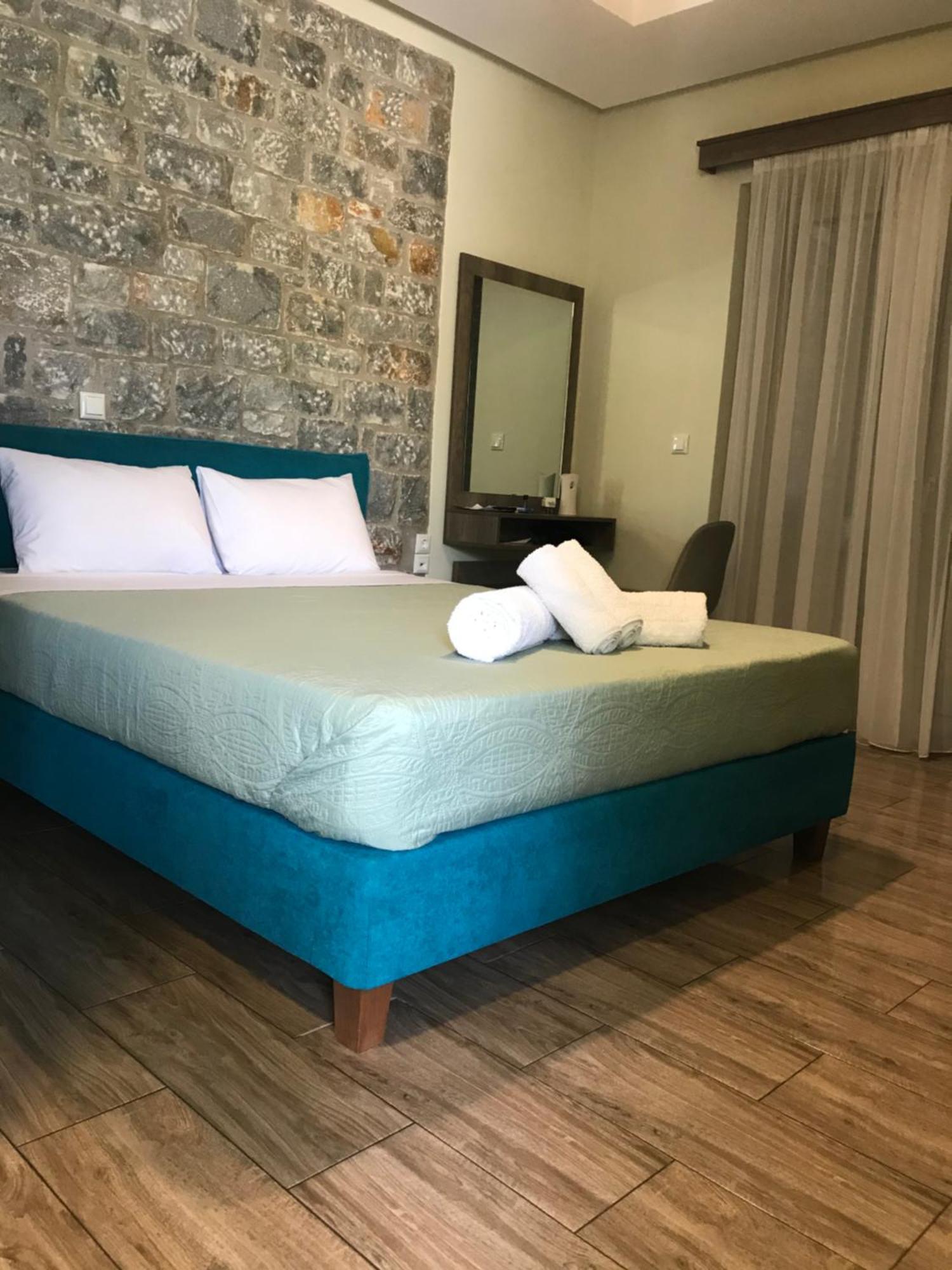 Verga'S Apartments Kalamata Ngoại thất bức ảnh