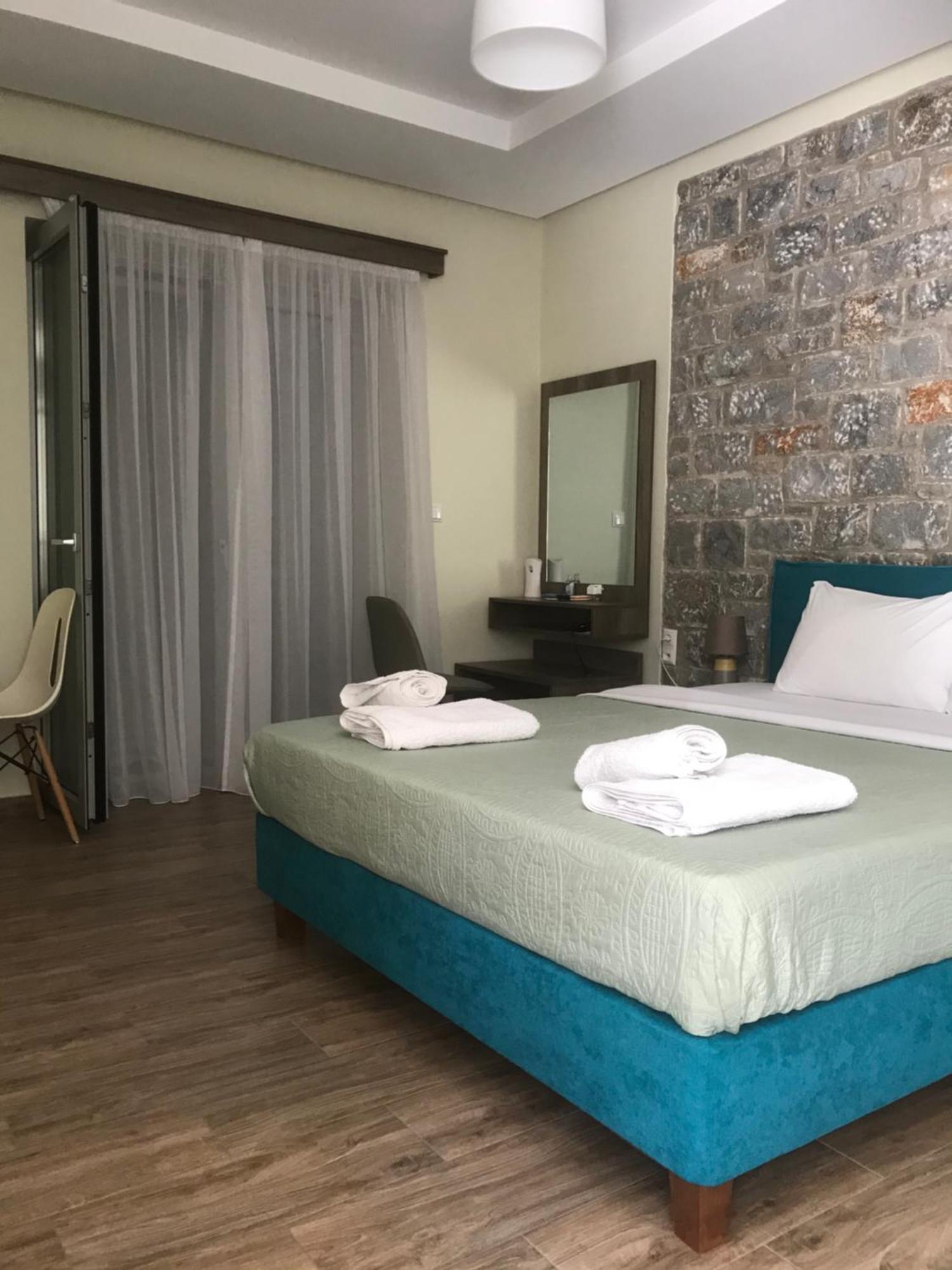 Verga'S Apartments Kalamata Ngoại thất bức ảnh