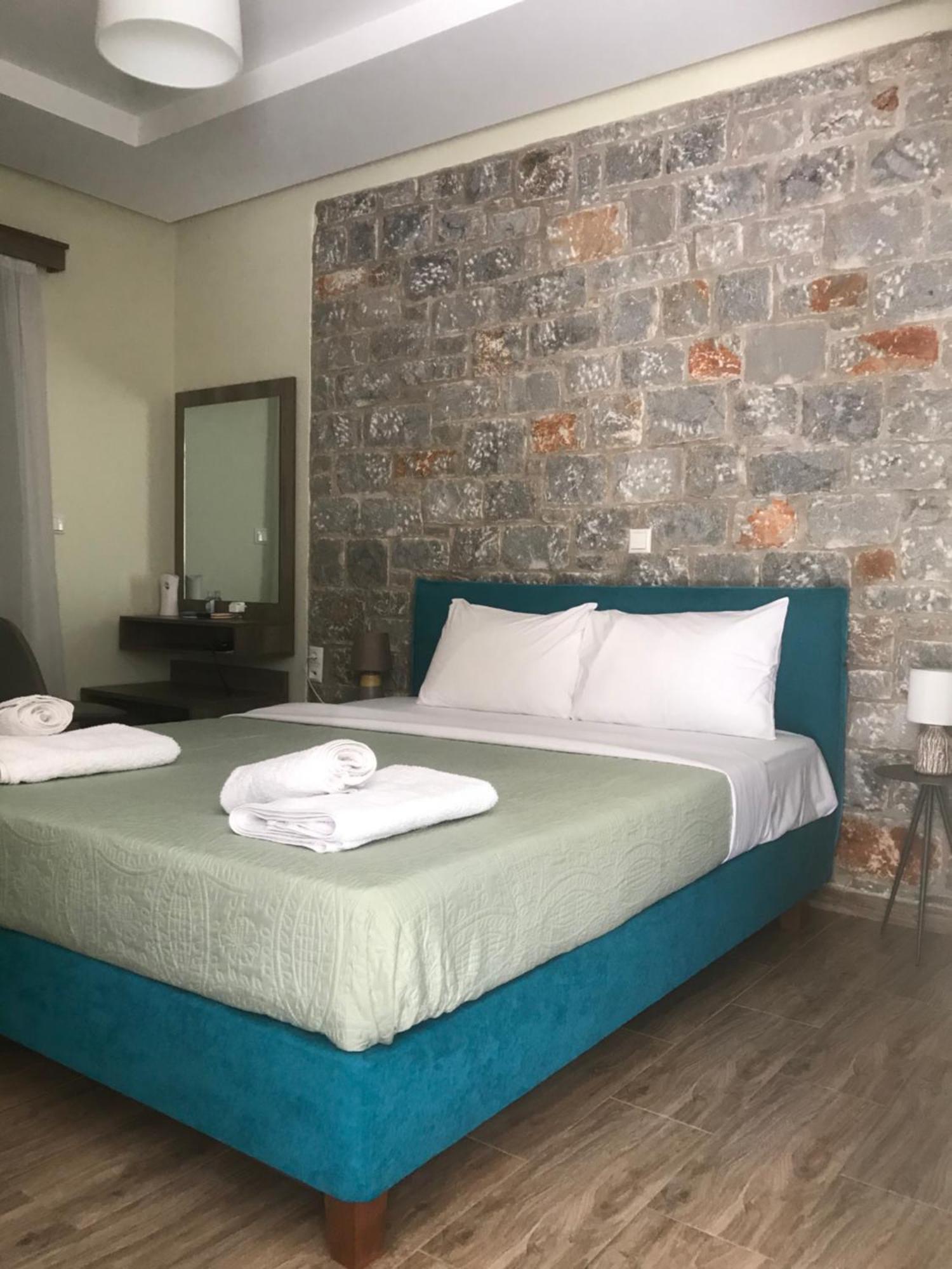 Verga'S Apartments Kalamata Ngoại thất bức ảnh