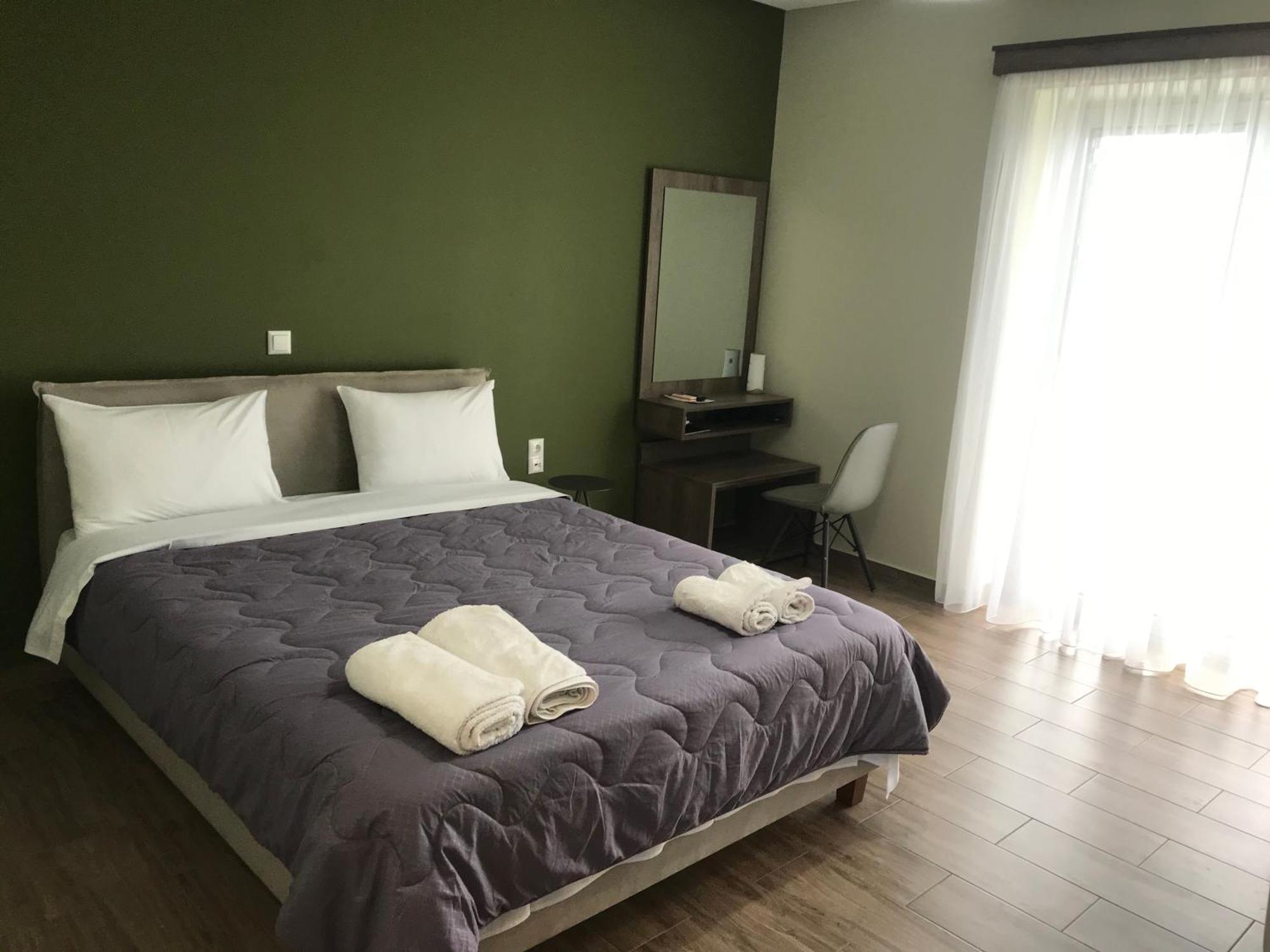 Verga'S Apartments Kalamata Ngoại thất bức ảnh
