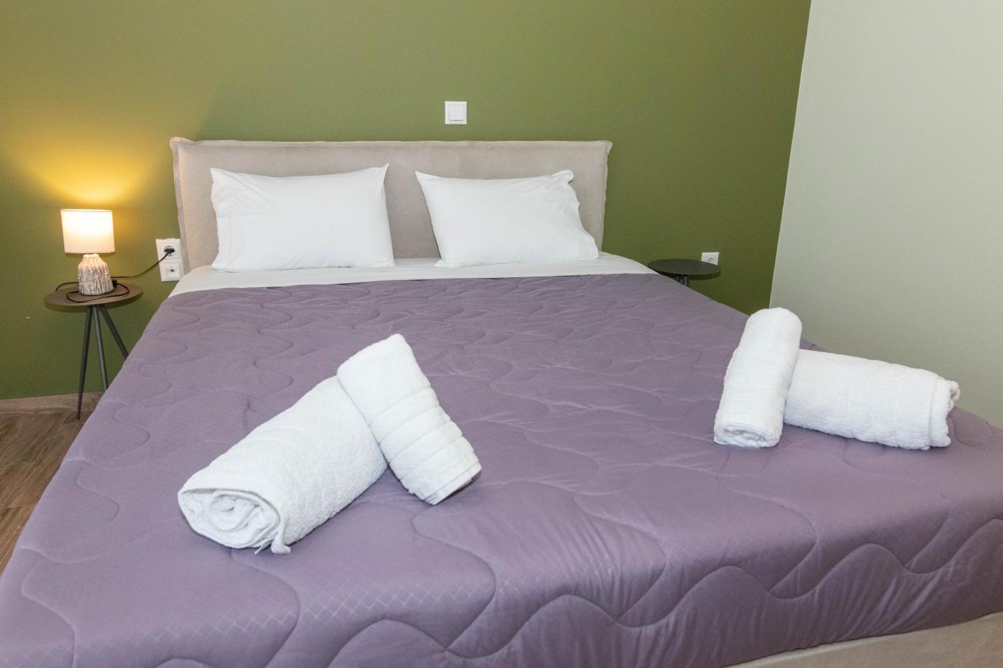 Verga'S Apartments Kalamata Phòng bức ảnh