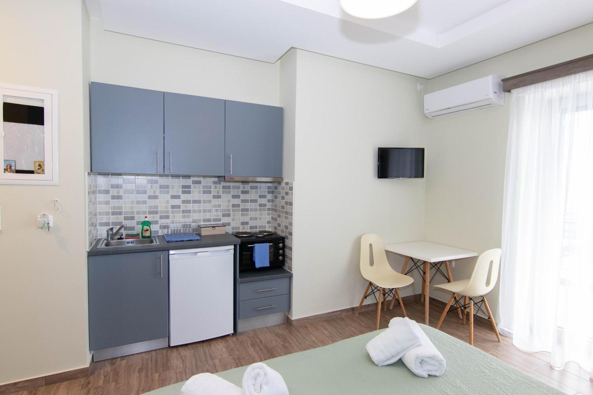Verga'S Apartments Kalamata Phòng bức ảnh